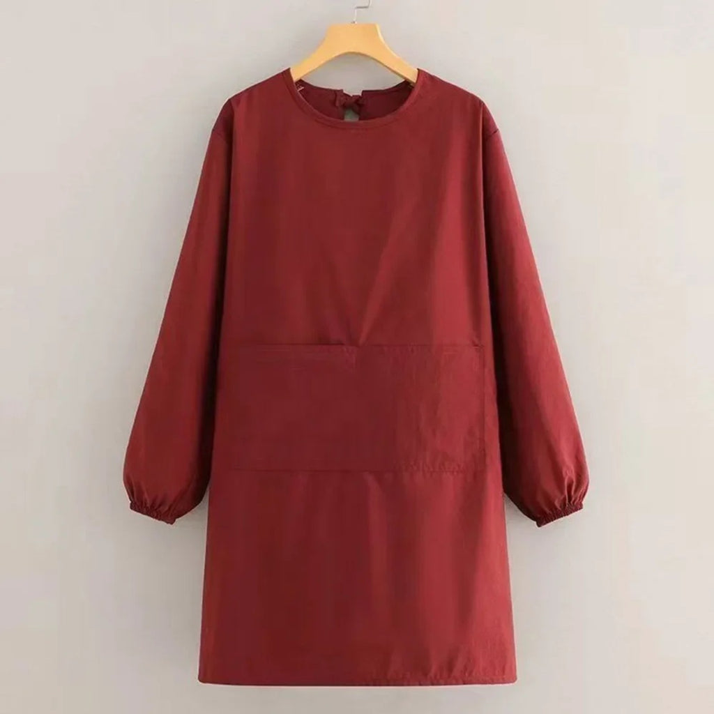 Blouse peintre à manches longues, nouée dans le dos, rouge, sur cintre