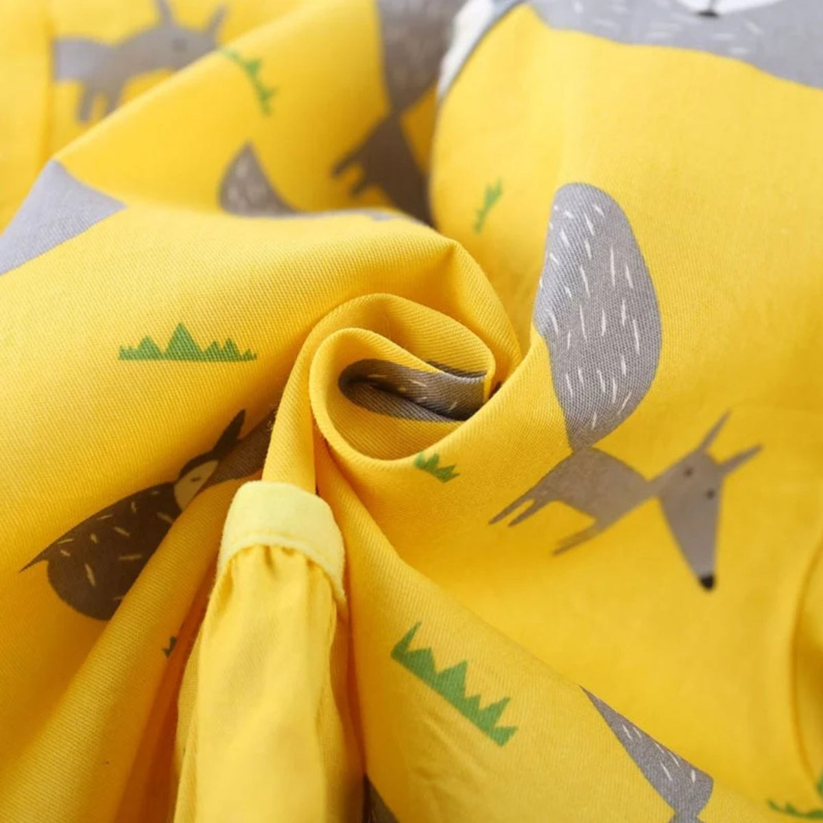 Tablier Petit Loup & Renard, le tissu imprimé