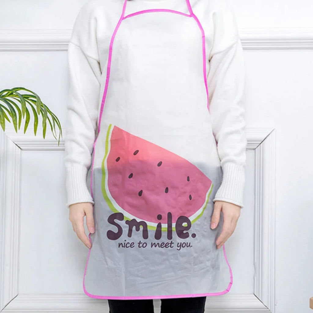 Grembiule da cucina in plastica lavabile trasparente, stile Smile, indossato