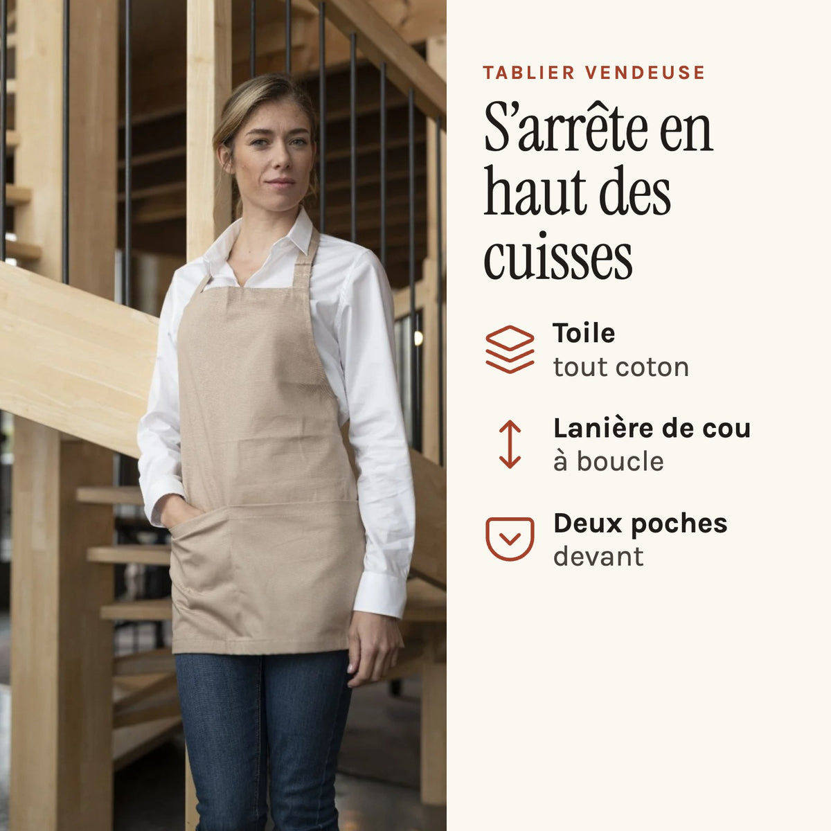 Bäckerschürze für Verkäuferinnen, Beige, getragen an der Theke